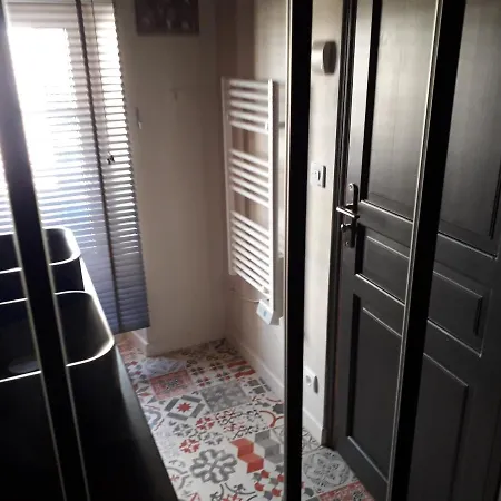 Chambres D'hotes Domaine Du Hutrel 3*