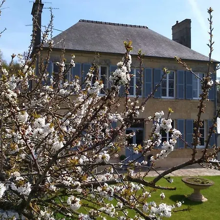 Chambres D'hotes Domaine Du Hutrel Vaux-sur-Aure