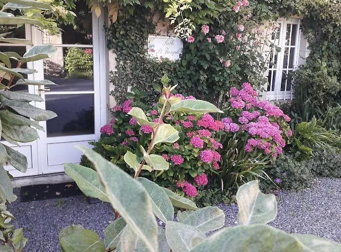 Bed & Breakfast Chambres D'hotes Domaine Du Hutrel Vaux-sur-Aure